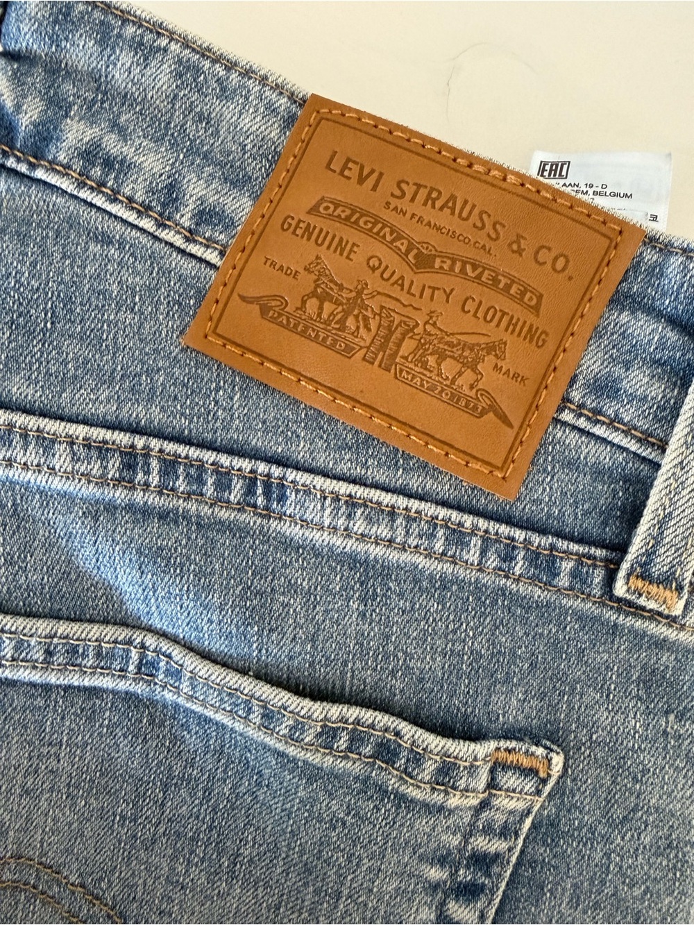 Levi's women's 721 high rise skinny Denim Jeans
